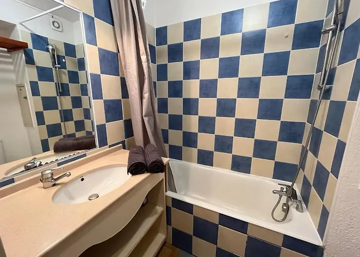 Apartmán Port De 2 A 4 Personnes Avec Parking *